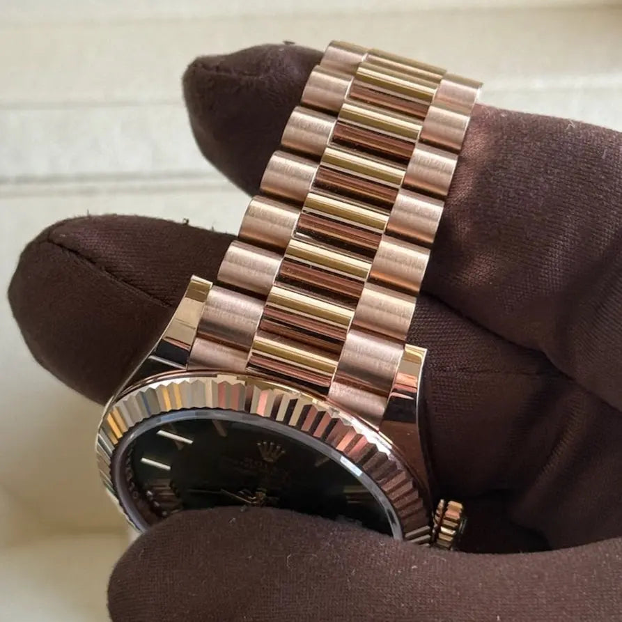 2022 Day Date 40 Olive Dial / 228235 / Rose Gold / Presidential Band / Like New / Box & Papers Just Watch It