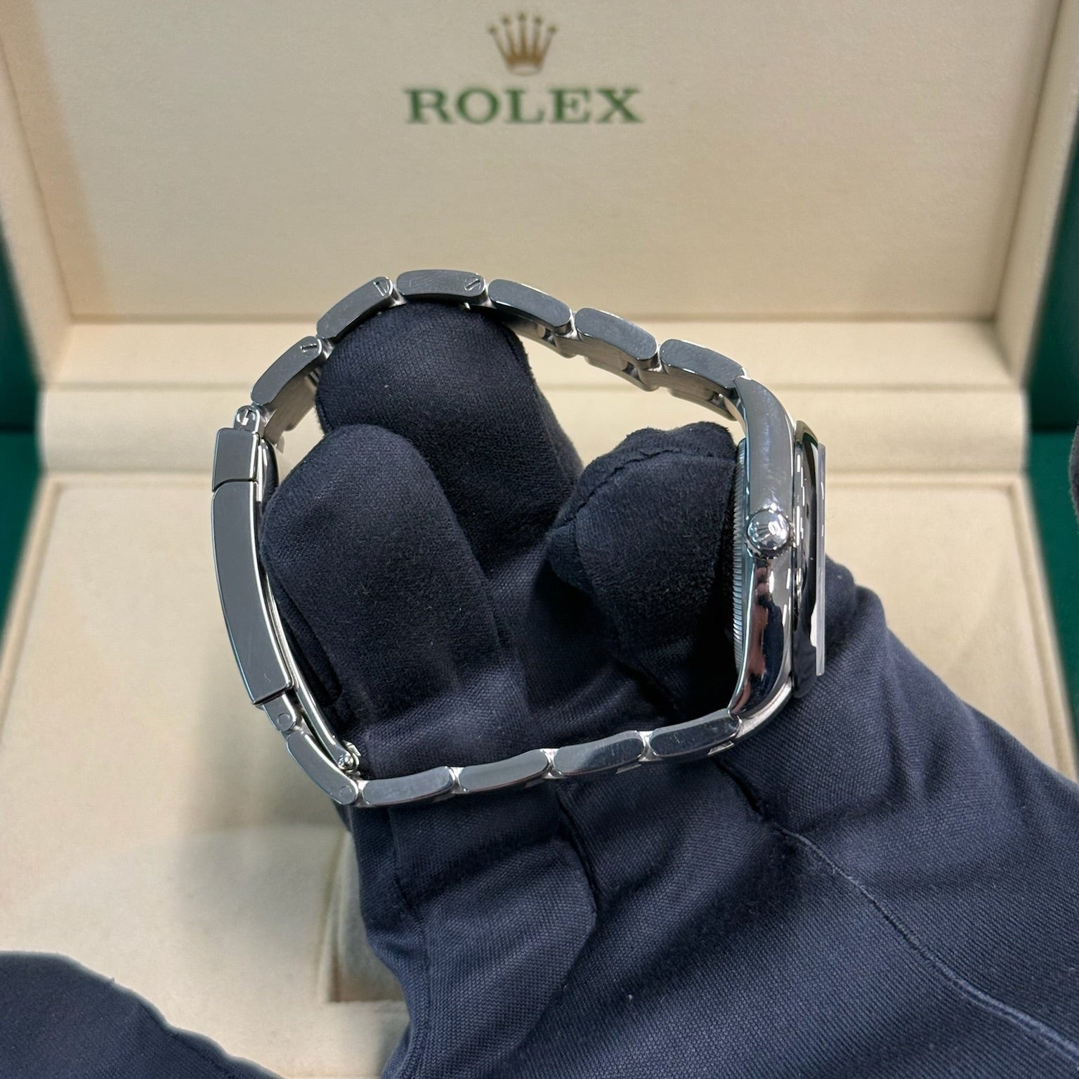 2025 Rolex Oyster Perpetual 31 Blue Dial 277200 / Steel / Brand New & Unworn / Box & Papers Just Watch It