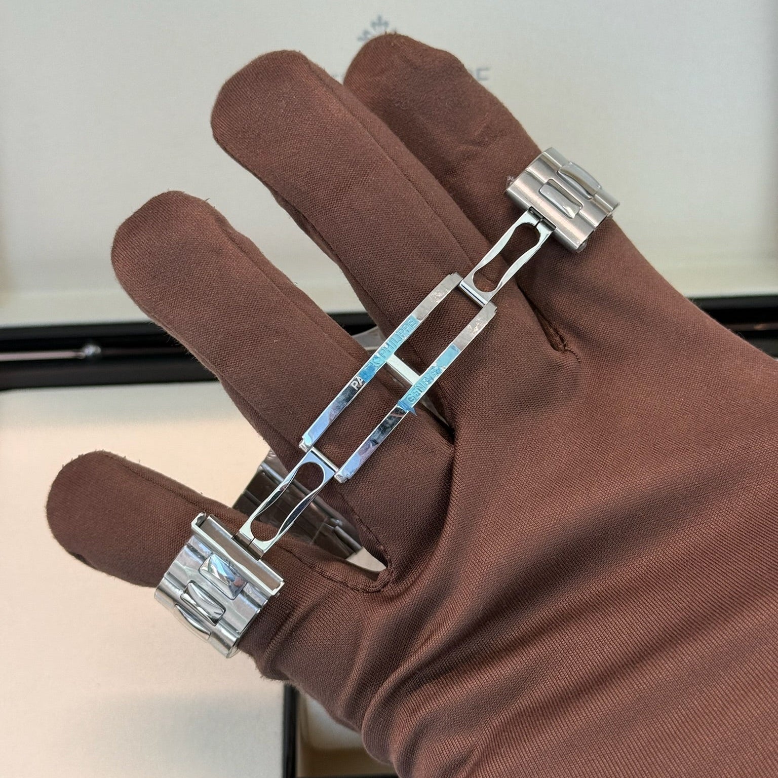 2020 Patek Philippe Nautilus 5711/1A Blue Dial / Steel / Like New & Unpolished / Box & Papers Just Watch It