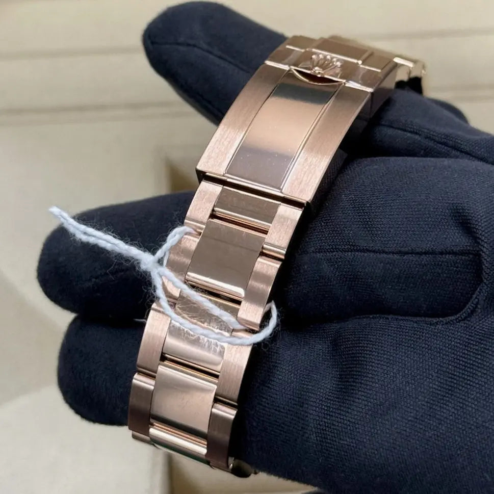 2025 Daytona Cosmograph 'Sundust' Dial / 126505 / Rose Gold / Brand New & Unworn / Box & Papers Just Watch It