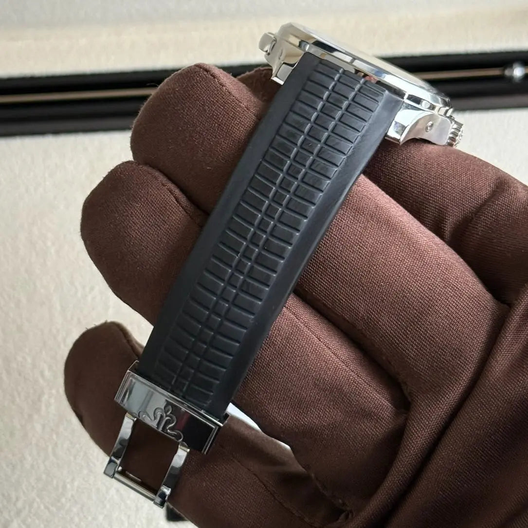 2020 Patek Philippe Aquanaut Travel Time / 5164a / Steel / Rubber Strap / 40.5mm / Like New / Box & Papers Just Watch It