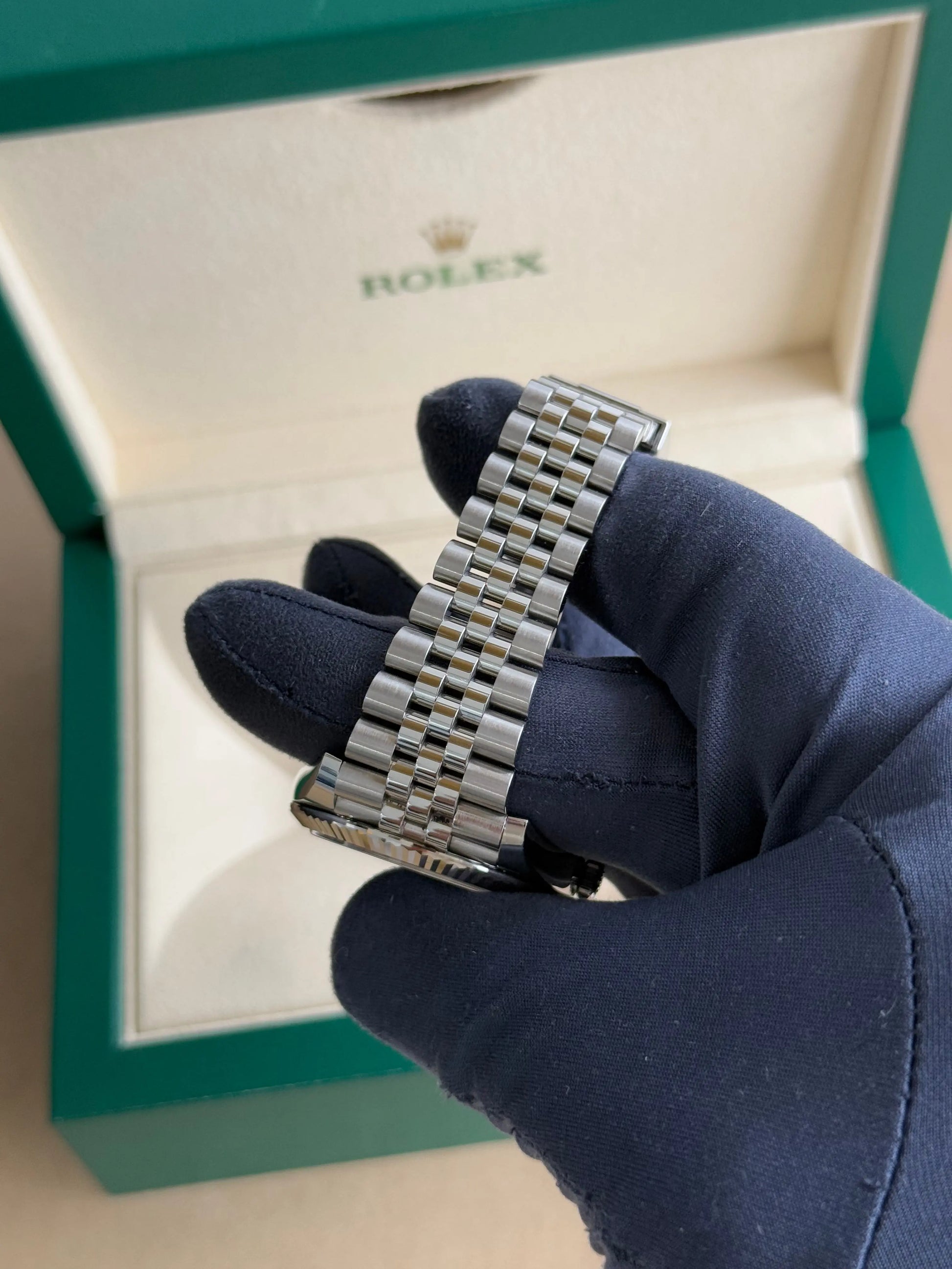 2024 Rolex Datejust 41 Blue Motif Dial 126344 / Fluted Bezel / Stainless Steel / Discontinued - Just Watch It Pty Ltd