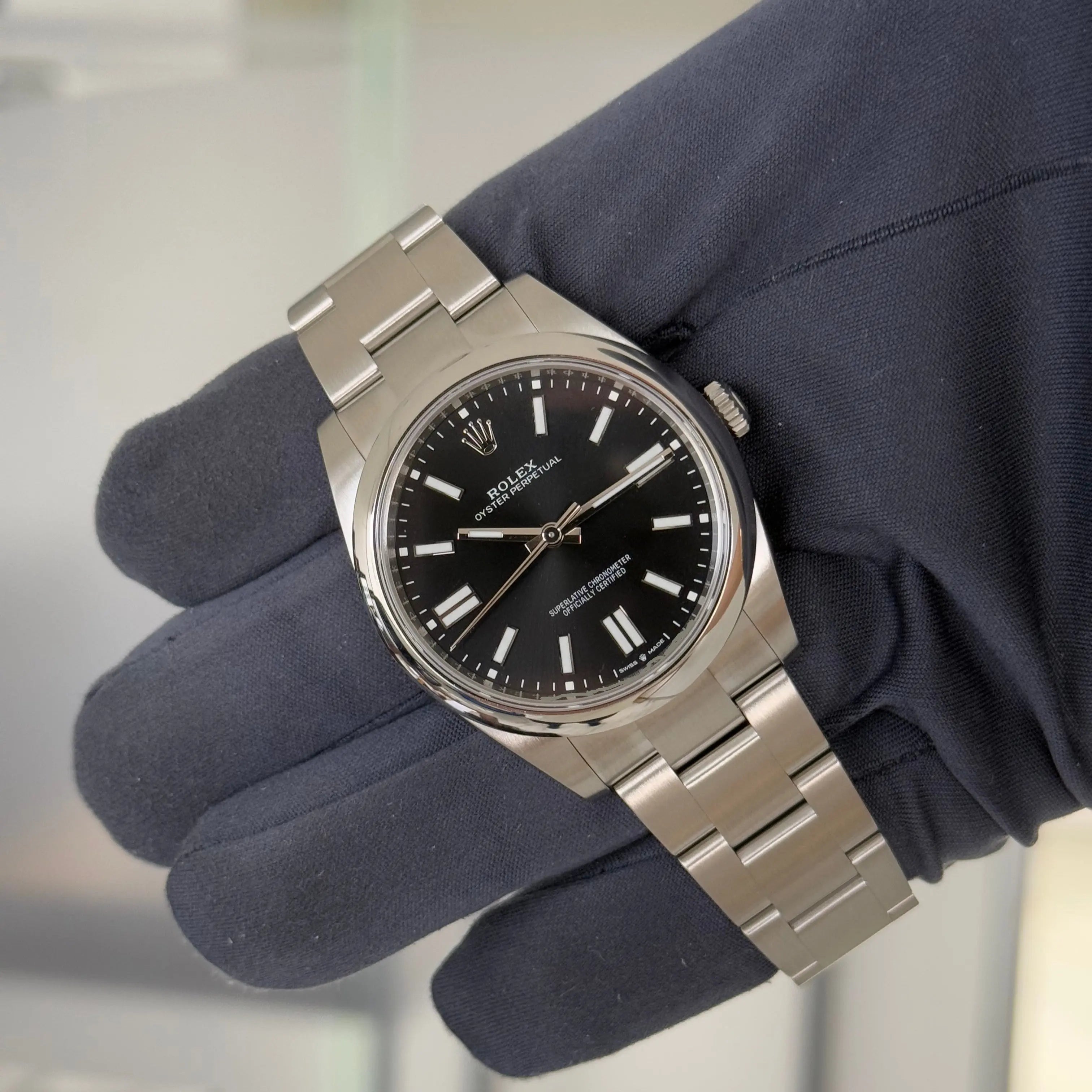 2025 Rolex Oyster Perpetual 41 Black Dial 124300 / Steel / Brand New & Unworn - Justwatchit
