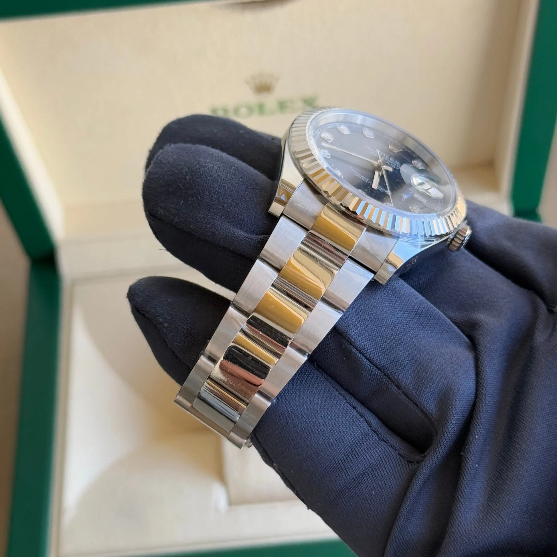 2025 Rolex Datejust 41 Blue Diamond Dial 126334 / Oyster Band / Brand New & Unworn - Justwatchit