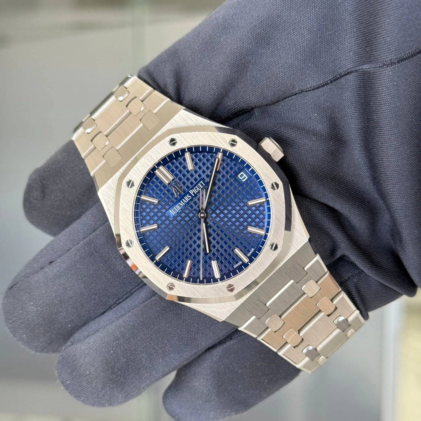 2021 Audemars Piguet Blue DIal 15503BC Limited Edition 1/300 / White Gold / Like New - Justwatchit