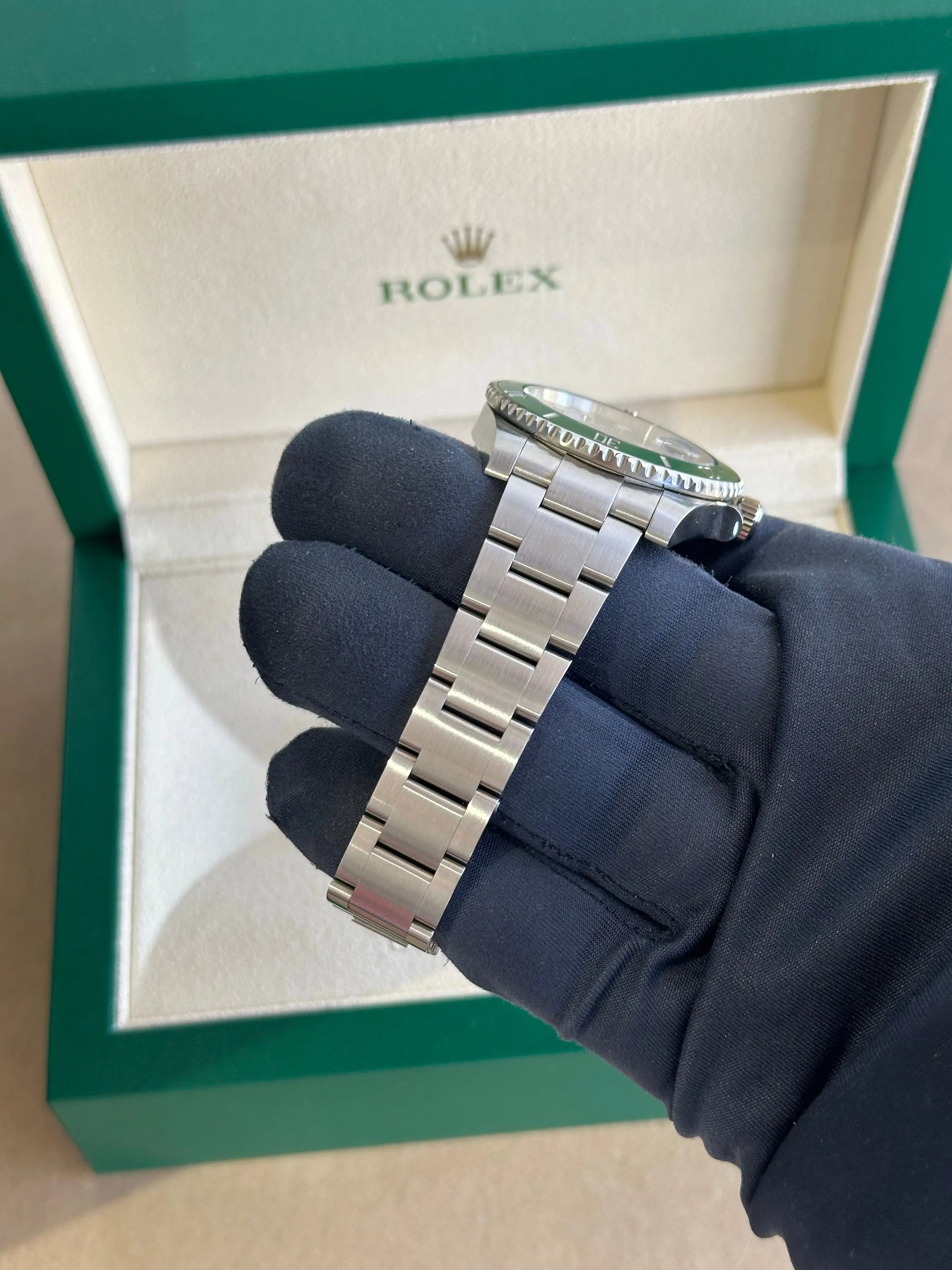 2019 Rolex Submariner 'Hulk' Green Dial Green Bezel 116610LV / Mint Condition - Just Watch It Pty Ltd