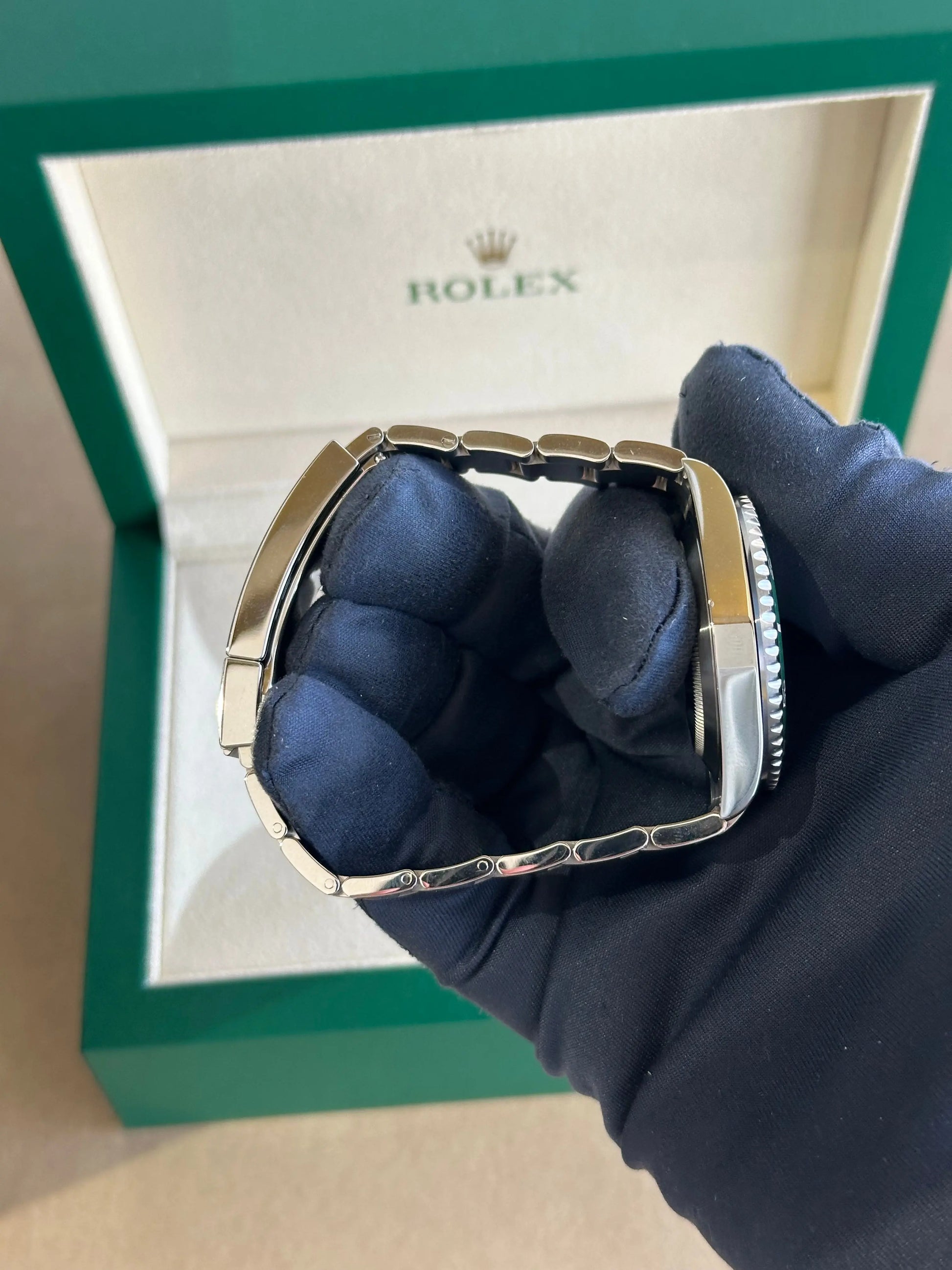 2019 Rolex Submariner 'Hulk' Green Dial Green Bezel 116610LV / Mint Condition - Just Watch It Pty Ltd